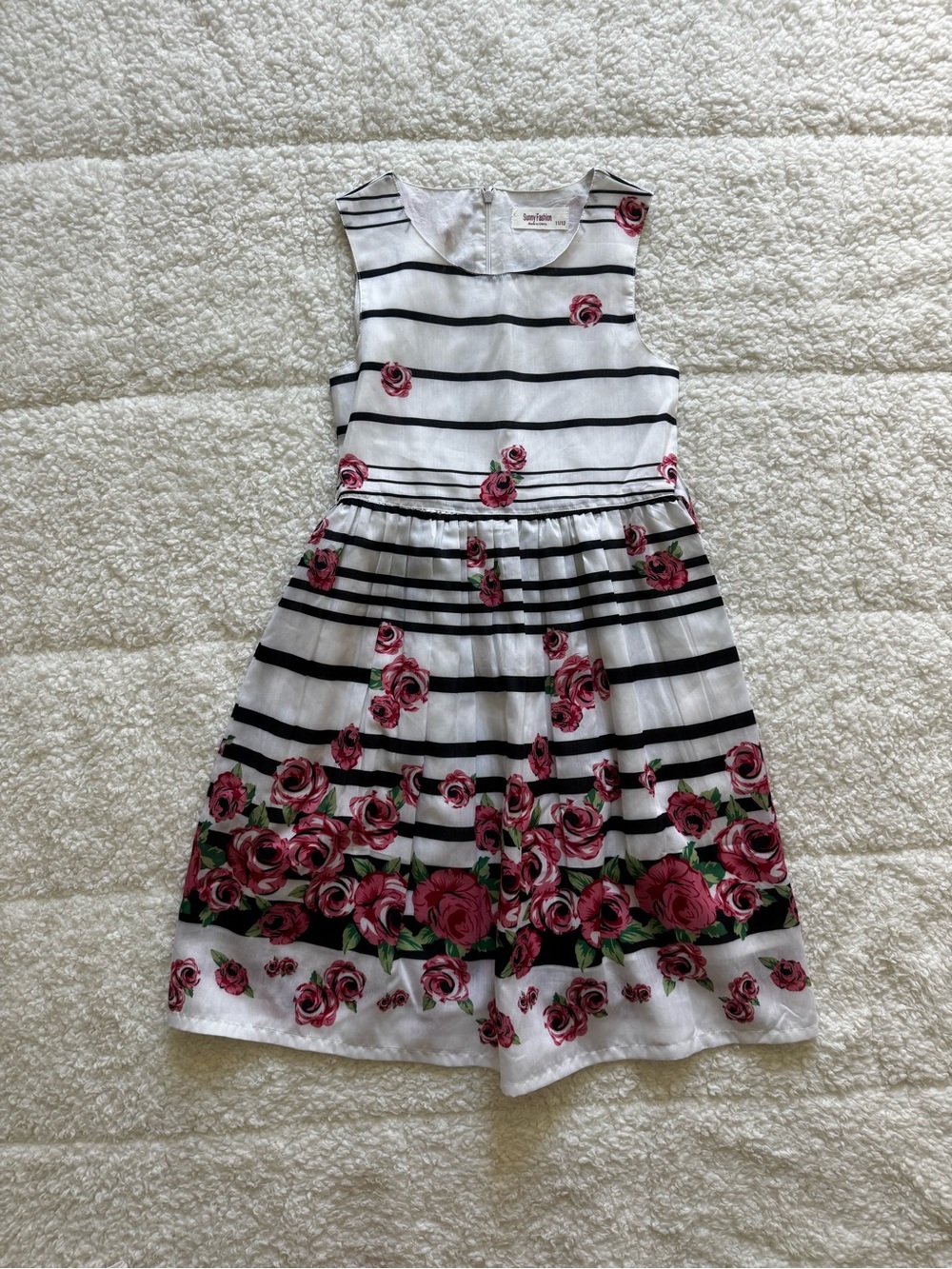Girls roses dress